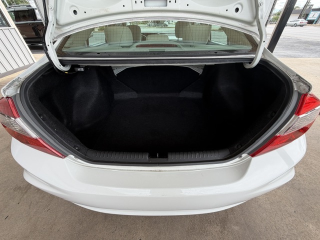2012 Honda Civic HF - Photo 11