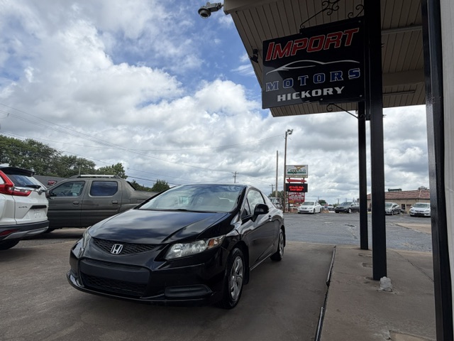 2013 Honda Civic LX Auto's photo