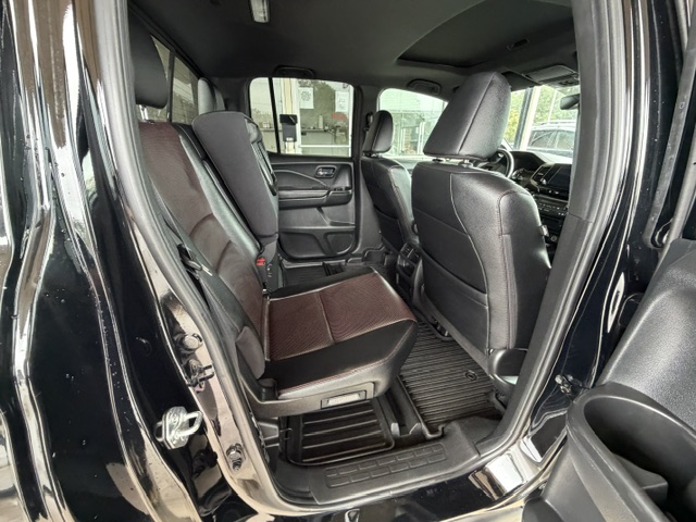 2021 Honda Ridgeline Black Edition - Photo 14