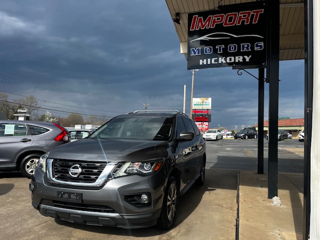2019 Nissan Pathfinder SV